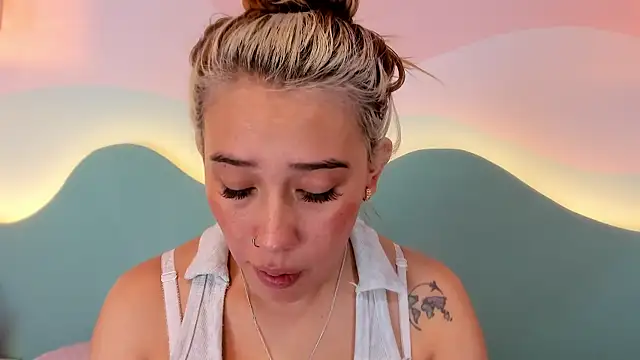 Lannajansen online show from January 17, 3:08 pm