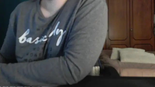 bunnyfox420 online show from December 19, 6:00 pm