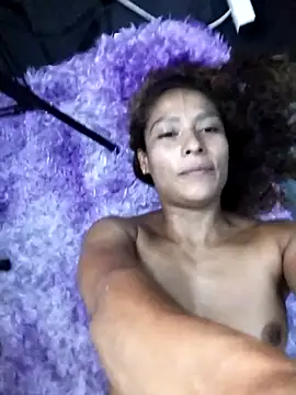 Zoedaniels online show from October 18, 8:43 pm