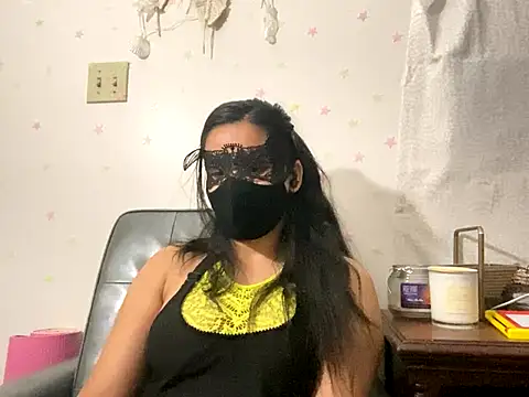 desiiiinigal online show from October 28, 12:05 am