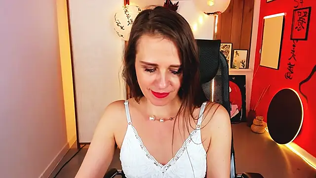 EmiliaBedy online show from April 15, 9:43 am