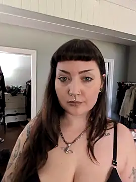 goblingirl888 online show from April 7, 10:34 pm