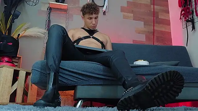 AngeloandEdward online show from April 11, 6:11 pm