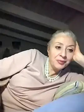 divinaerotica online show from February 24, 9:35 pm