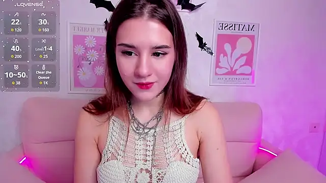 Sweetie Catt online show from November 8, 9:14 am