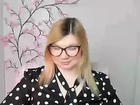 Lola moree online show from March 3, 12:33 pm