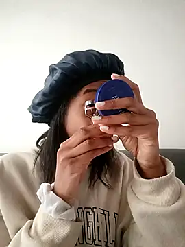 Zaira Rose  online show from February 7, 1:48 pm