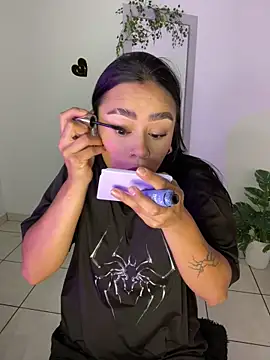 meli ortiz  online show from March 26, 2:41 pm