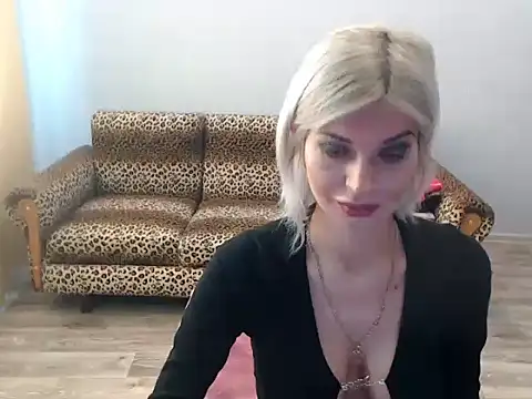 SexyBeatriice online show from November 4, 7:13 am