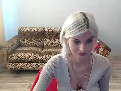 Snapshot of SexyBeatriice chatting on October 7, 6:29 am SexyBeatriice online show from October 7, 6:29 am