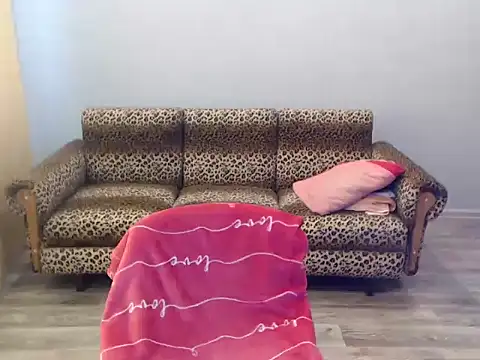 SexyBeatriice online show from December 14, 7:25 am