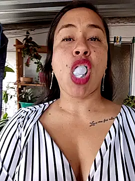 kamila lovee online show from September 8, 7:02 pm