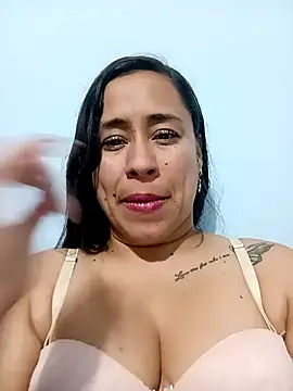 kamila lovee online show from September 17, 4:32 am