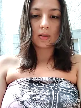 Maiden-Hot online show from February 21, 7:36 pm