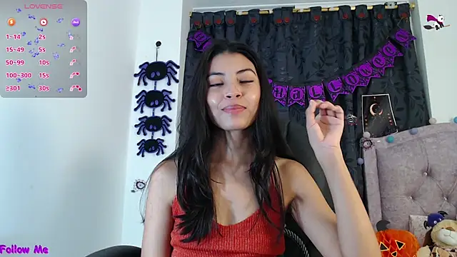 Snapshot of ellajonz chatting on October 8, 3:33 am ellajonz online show from October 8, 3:33 am