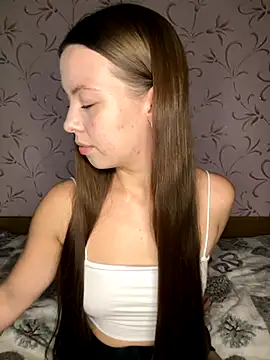 Arielle Swan online show from October 22, 2:11 pm