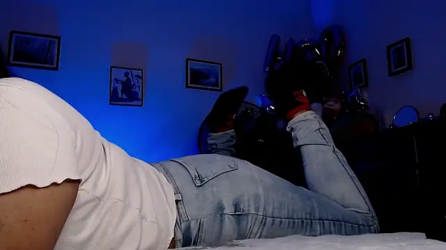 aleya bliss online show from January 18, 3:25 am