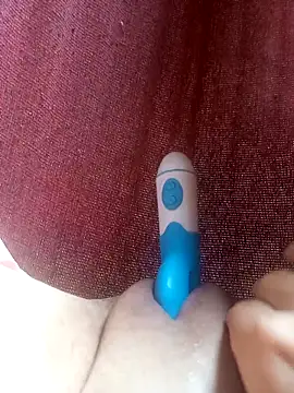 baixinhainsaciavel23 online show from April 7, 12:51 pm