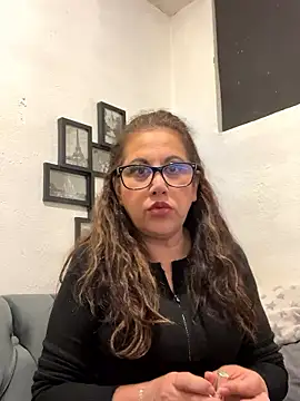 MirandaLatinaLovely online show from January 11, 3:00 am