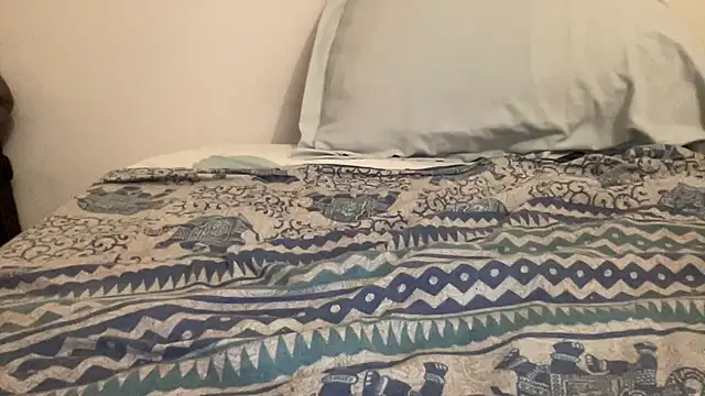 shineofcrazy online show from November 17, 1:39 am