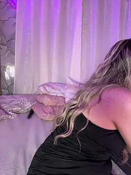 Lally Valencia   online show from May 16, 10:36 am