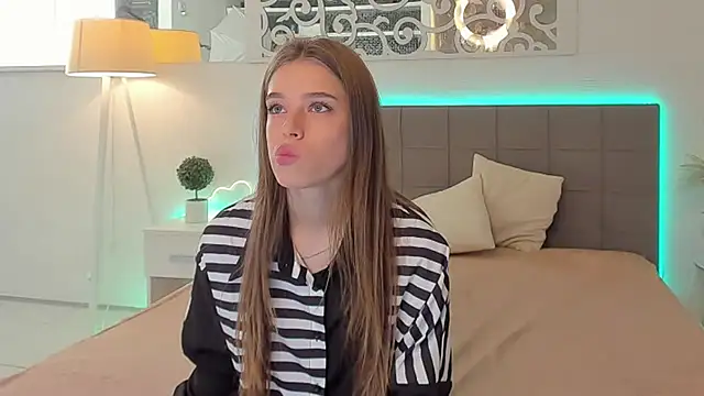 melissacrayzy online show from April 5, 6:45 am