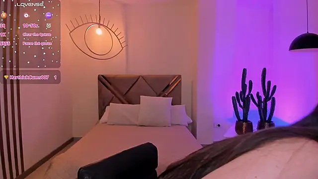 BeccaBaxter online show from October 10, 7:41 pm