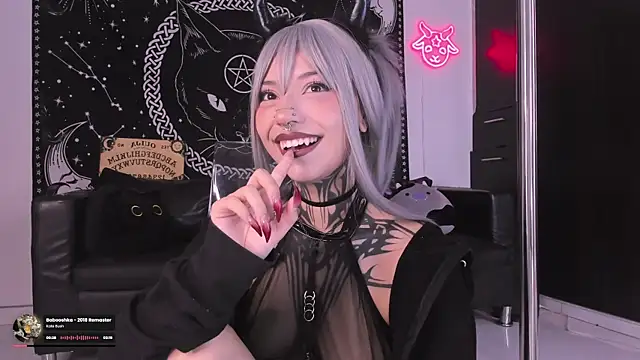 Snapshot of hazellwitch chatting on October 21, 4:44 pm hazellwitch online show from October 21, 4:44 pm
