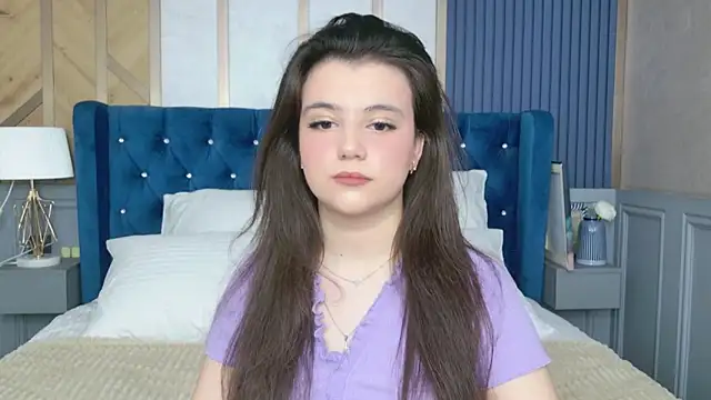 Pauline Heaven online show from November 25, 5:42 am