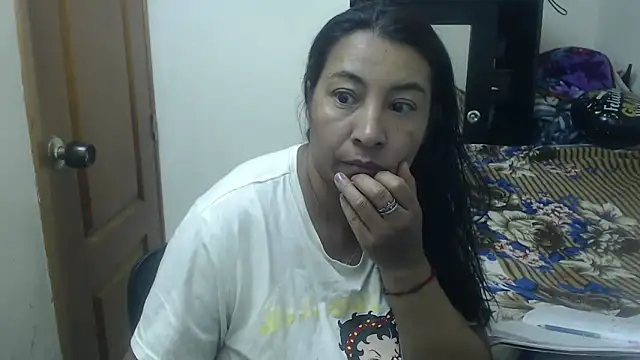 Snapshot of Siblleyx chatting on September 22, 7:56 pm Siblleyx online show from September 22, 7:56 pm