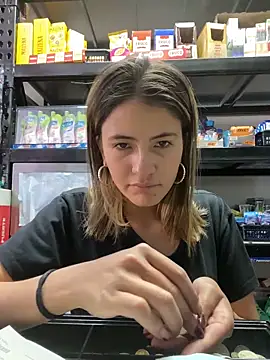 Andrea18 blonde online show from March 25, 5:49 pm