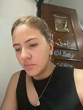 Andrea18 blonde online show from June 29, 5:23 pm