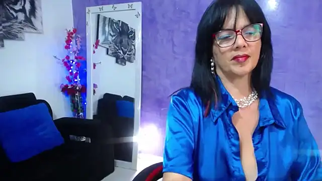 Snapshot of sarasmith3 chatting on October 14, 11:51 pm sarasmith3 online show from October 14, 11:51 pm