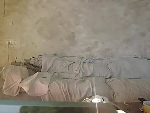 meandhim05 online show from February 14, 10:12 pm