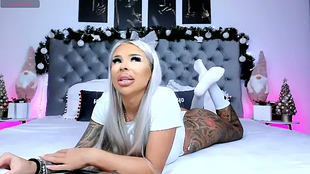 Ivy Ann online show from December 19, 9:51 pm