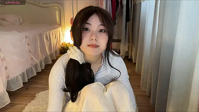 nanaliu6 online show from November 5, 2:06 am