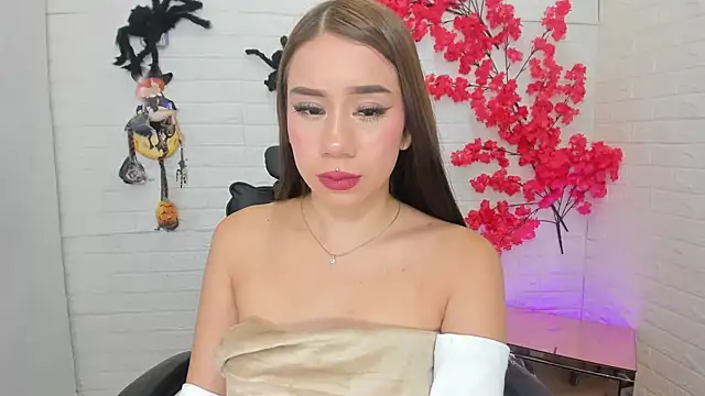 BarbieGirl    online show from October 30, 8:49 am