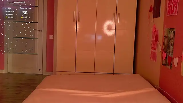 Kira Jin online show from April 13, 10:38 am