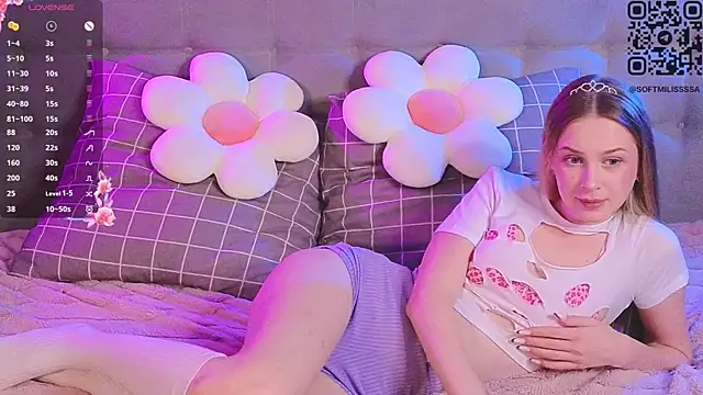 soft babe online show from November 30, 9:30 pm