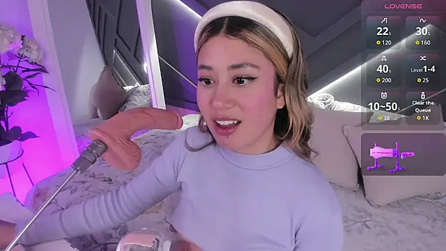 cloe palmer online show from October 22, 5:12 am