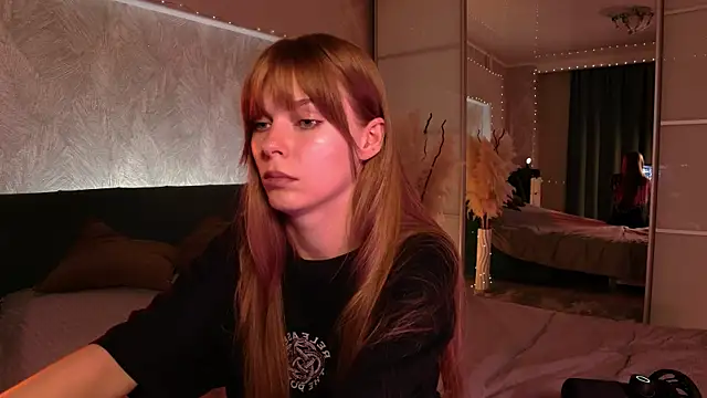 rosy black  online show from July 21, 8:42 pm