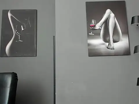 karlyjons12 online show from January 9, 5:17 pm