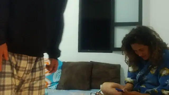 jeans and emma online show from September 19, 1:04 am