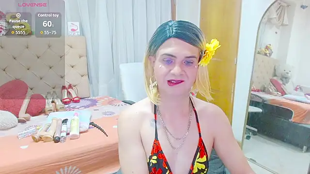 Dolldirtyxxx online show from October 24, 5:14 am