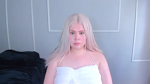  leana  online show from October 24, 7:32 pm