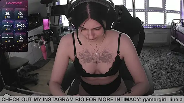 Gamergirl-Linela online show from June 19, 3:55 am