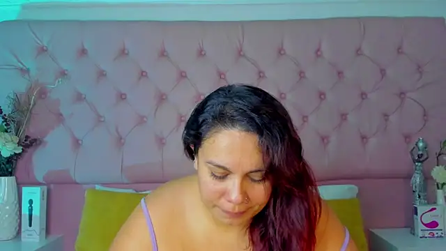 KourtneyEvans online show from September 25, 5:33 pm