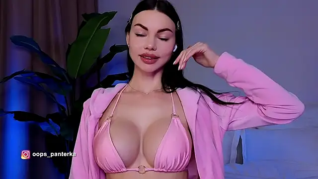 AmyLeeplay online show from April 15, 2:45 am