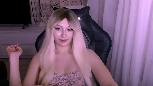 beauty blonde online show from December 15, 4:01 pm