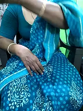 niiveditha online show from September 18, 2:04 pm